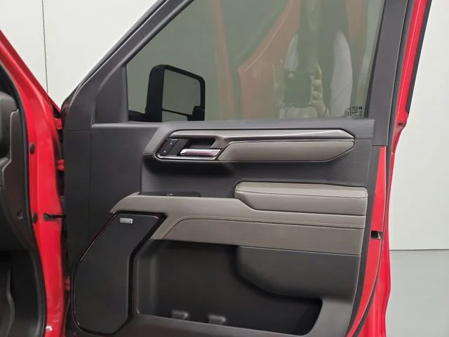 2023 Chevrolet Silverado 1500 ZR2 - Photo 32