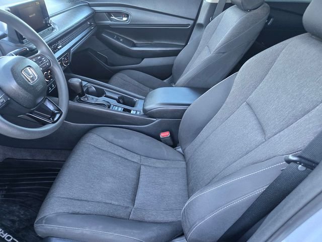 Used 2025 Gray Honda SE image 15