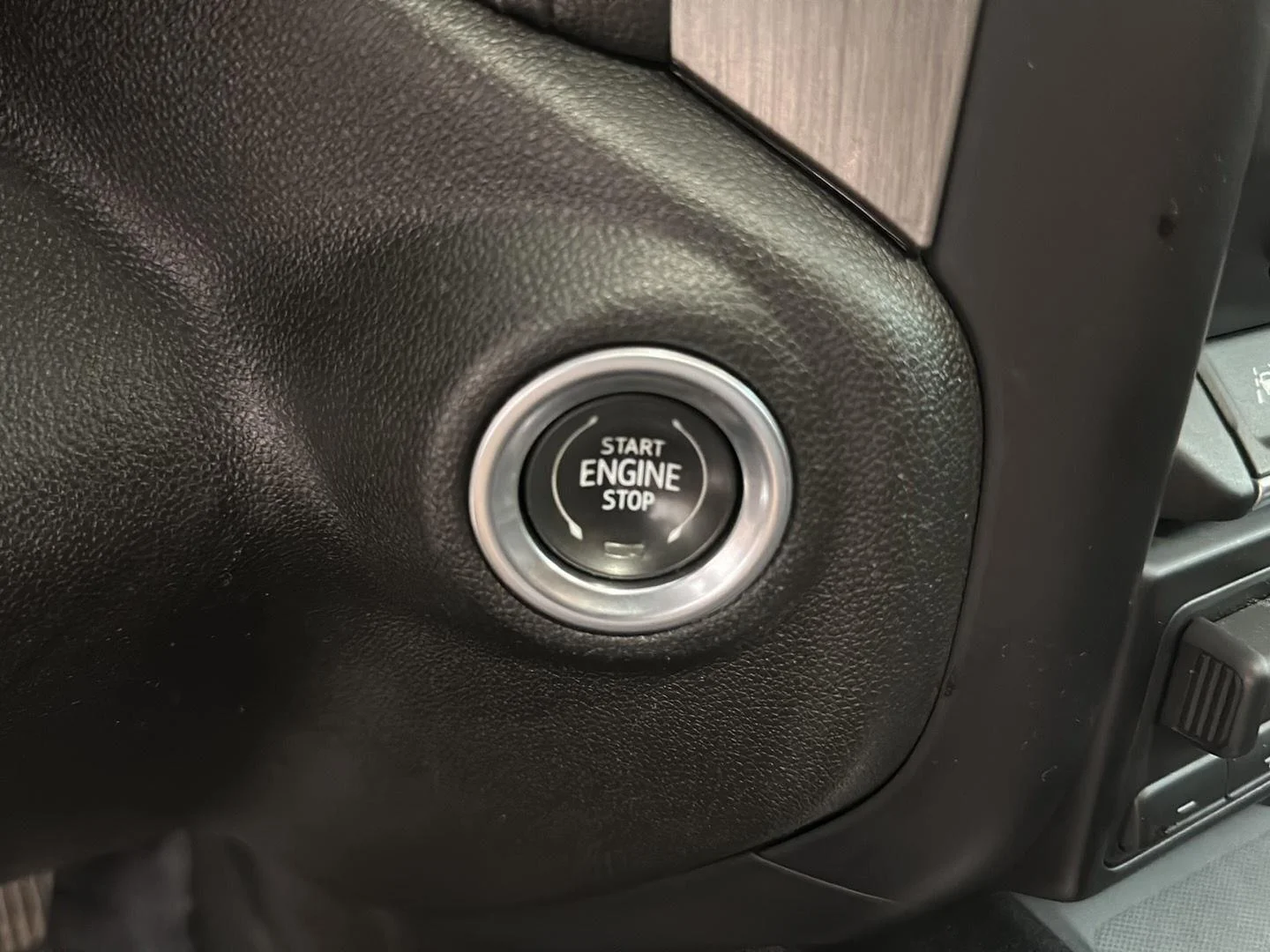 Used 2021 Pacific Blue Metallic GMC Denali image 16
