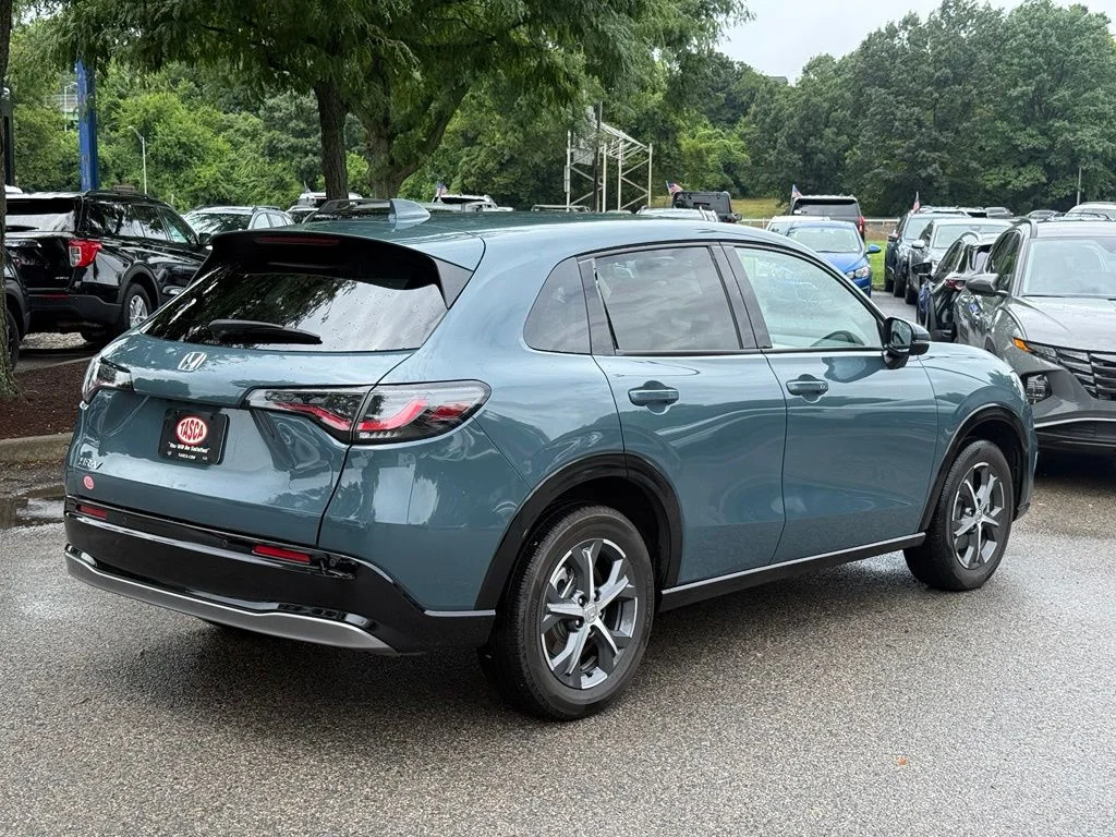 Used 2024  Honda EX-L image 10