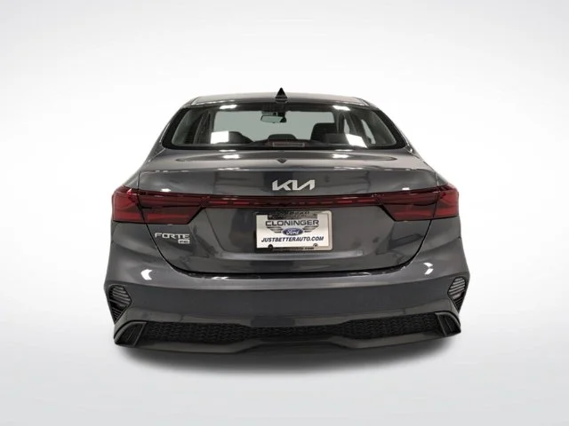 Used 2024 Gray Kia LX image 7