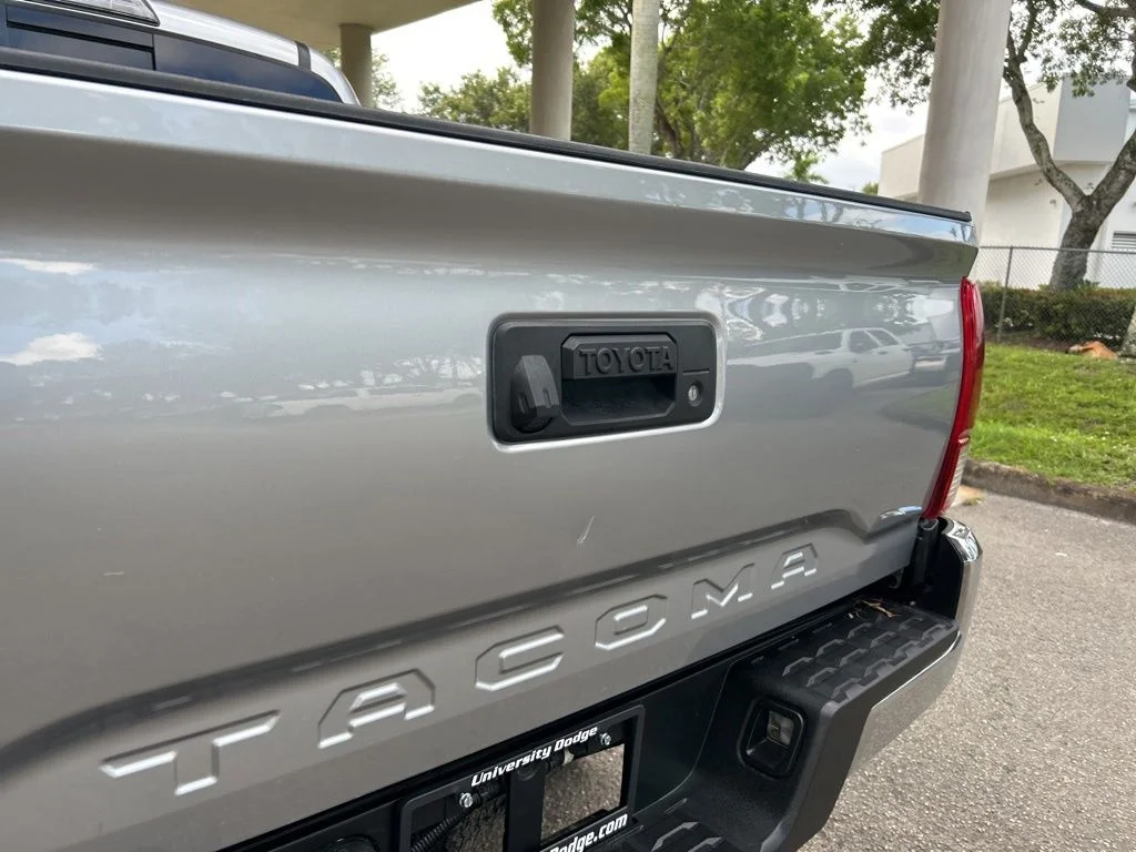 Used 2019 Silver Toyota SR5 image 15