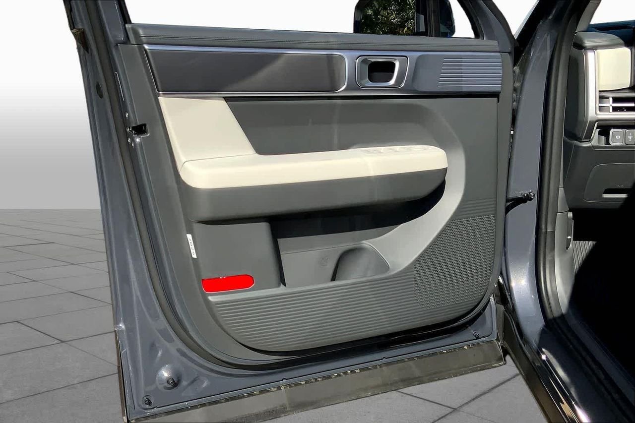 New 2026 Ecotronic Gray Hyundai SE FWD image 10