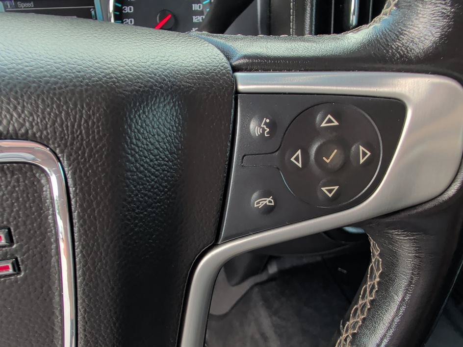 Used 2018 Dark Slate Metallic GMC SLT image 20