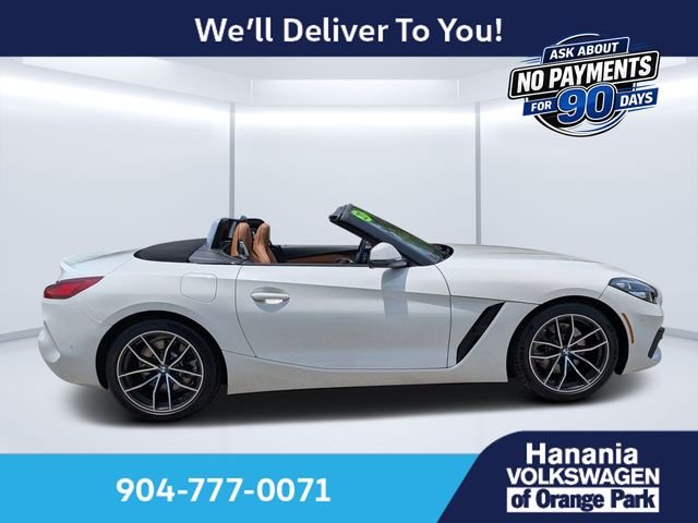 Used 2020 White BMW sDrive30i image 2