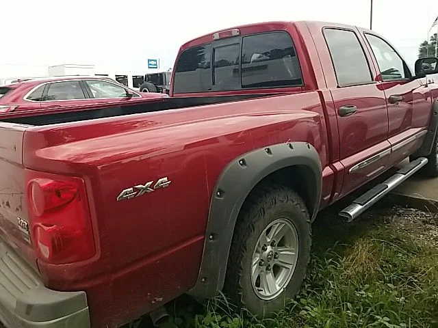 Used 2008 Red Dodge Laramie image 18