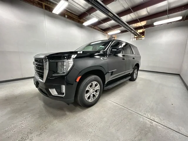 2023 GMC Yukon 4WD SLE's photo
