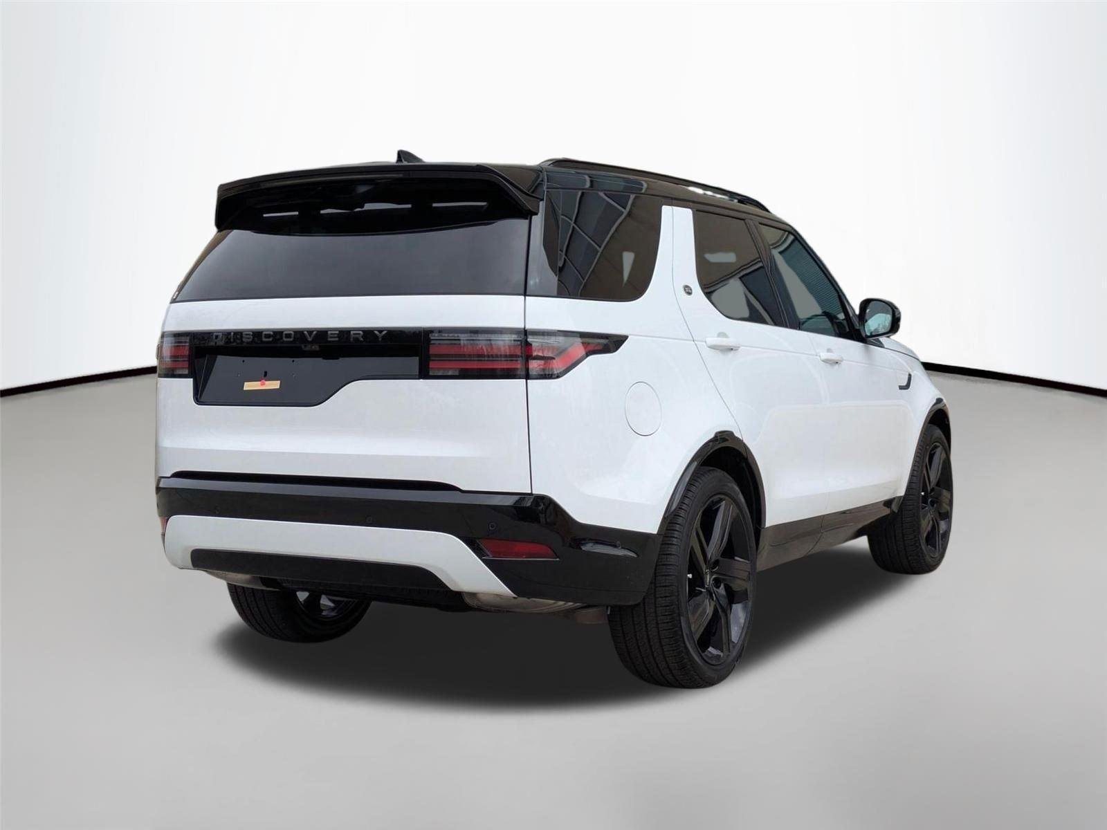 Used 2026 Fuji White Land Rover Dynamic SE image 5