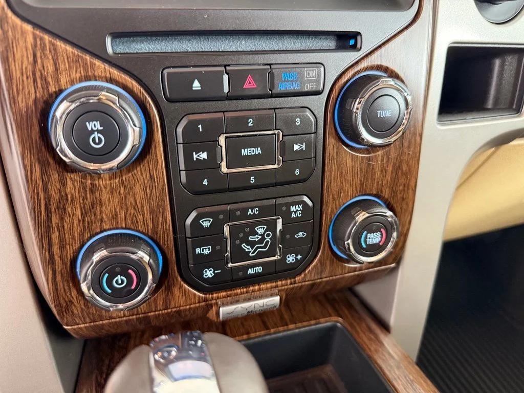 Used 2014 Red Ford Lariat image 25
