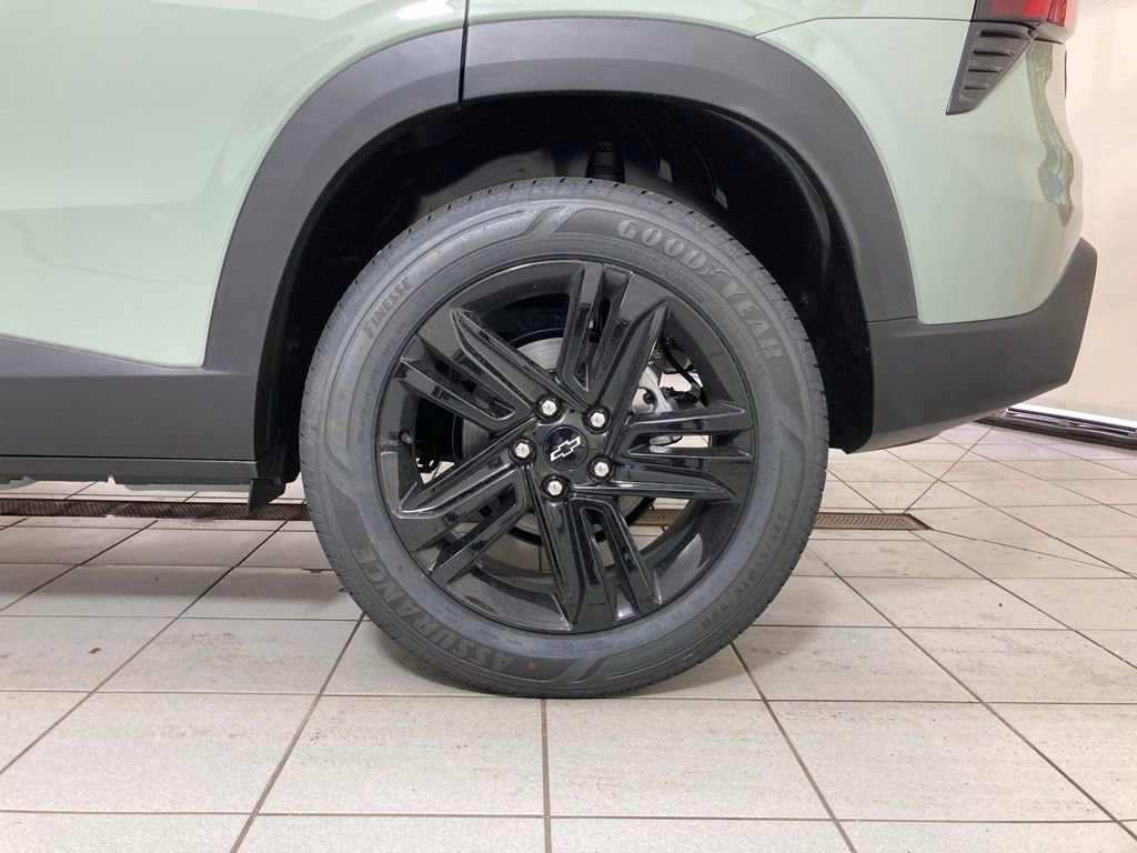 New 2026 Cacti Green Chevrolet ACTIV image 22