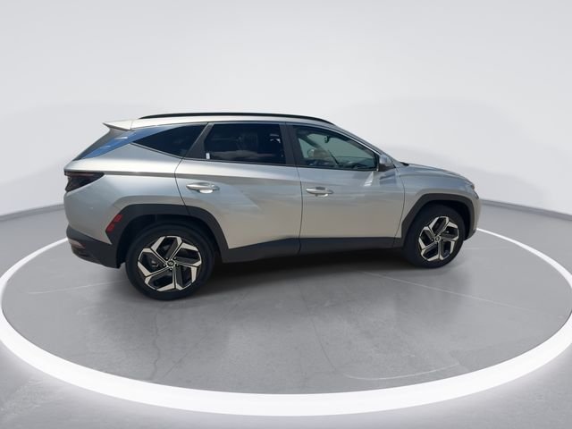Used 2023 Silver Hyundai SEL image 9