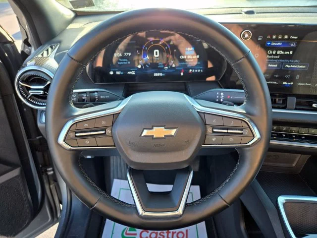 Used 2025 Sterling Gray Metallic Chevrolet LT image 31