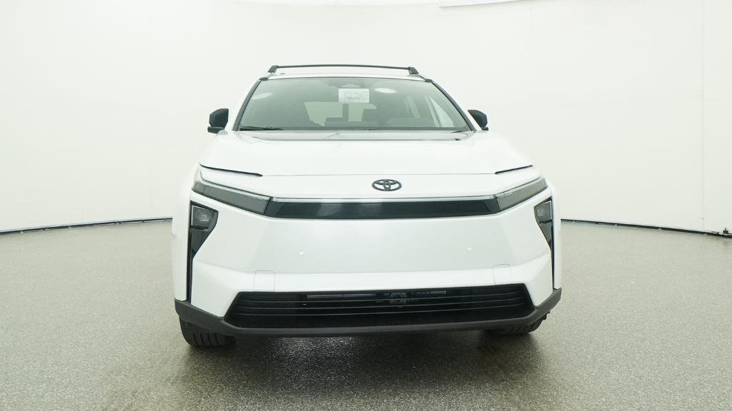 New 2026 Wind Chill Pearl Toyota XLE image 21