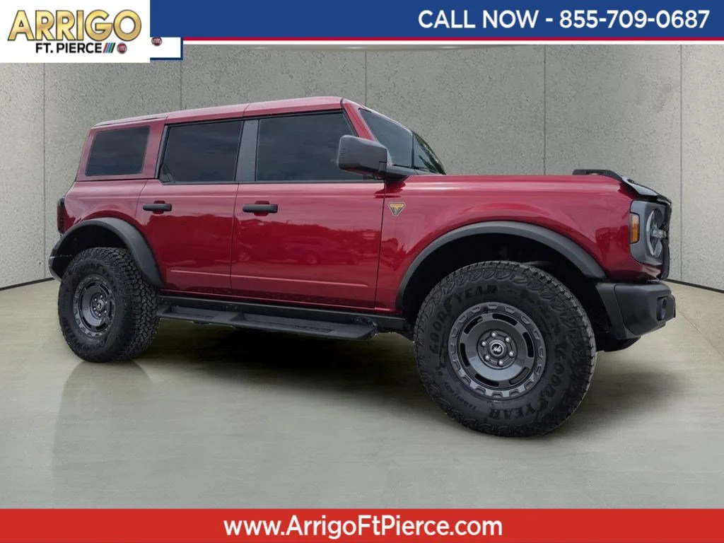 2025 Ford Bronco Badlands 4x4's photo