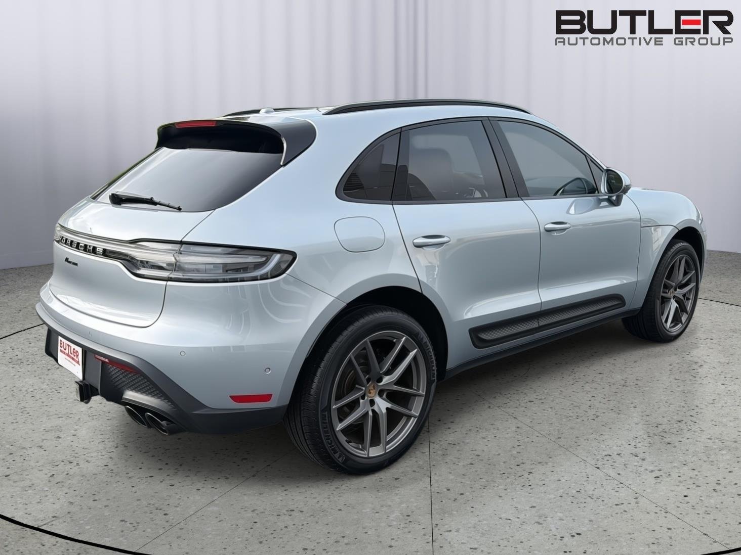 Used 2023 Dolomite Silver Metallic Porsche T image 6