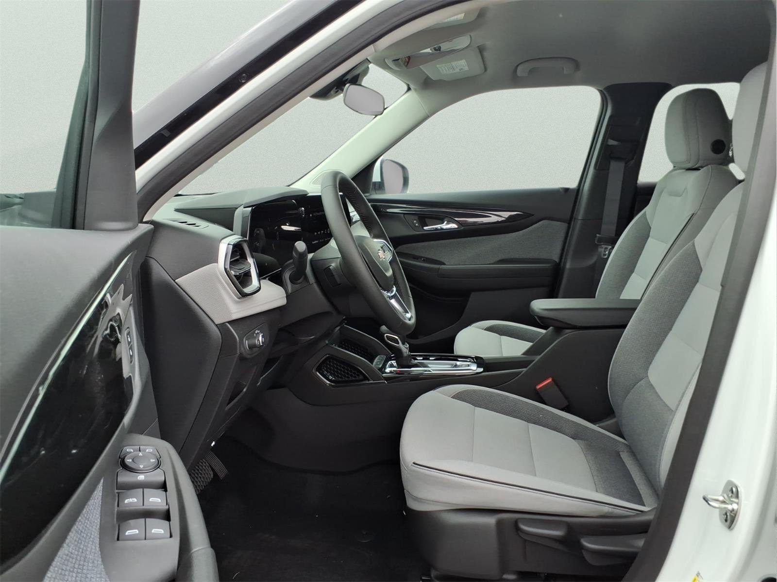 New 2026 Summit White Chevrolet LT image 15