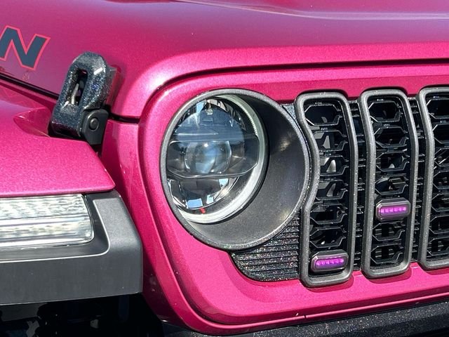 Certified Used 2024  Jeep Rubicon X image 9