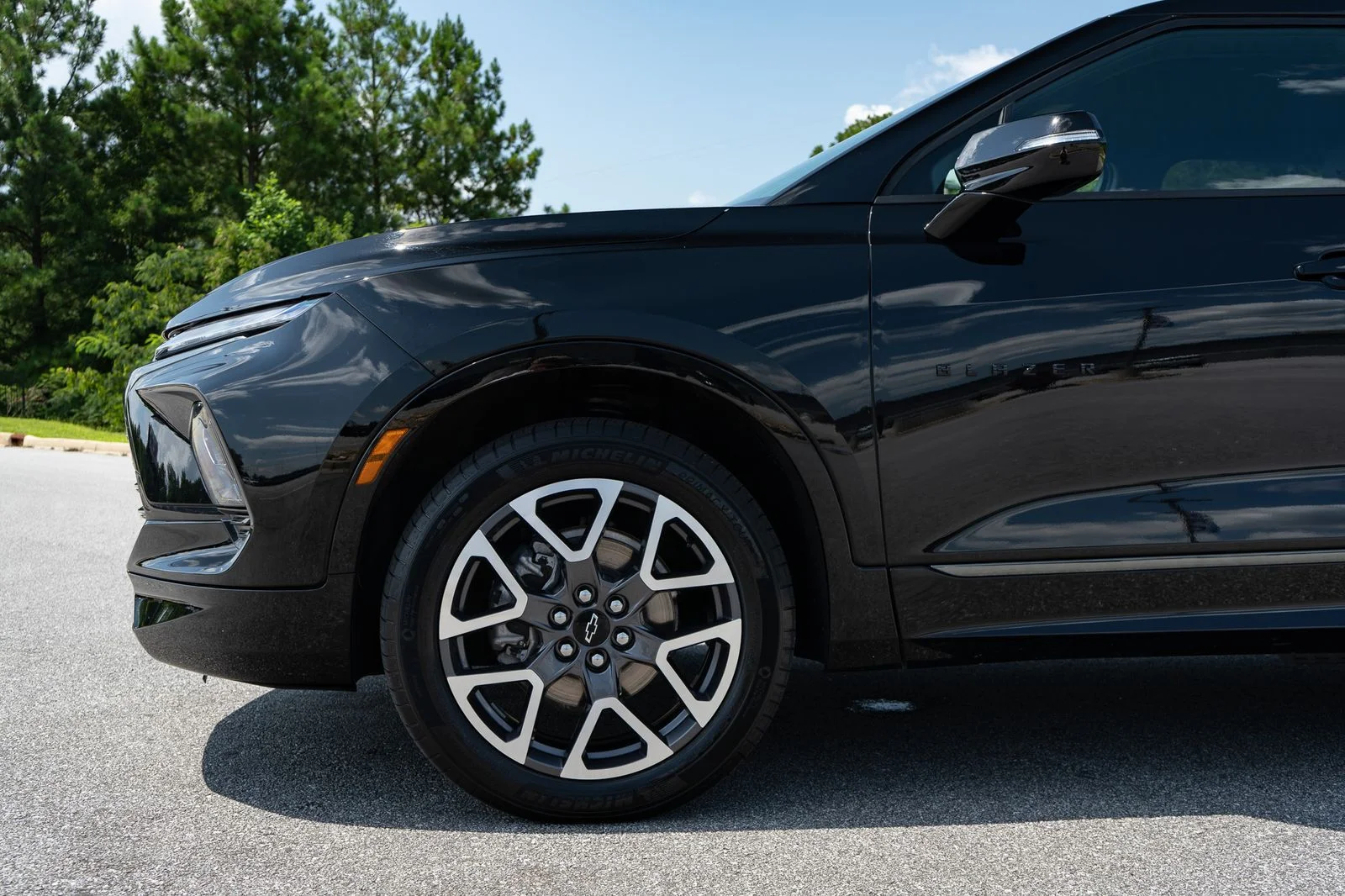 Used 2025 Black Chevrolet RS image 4