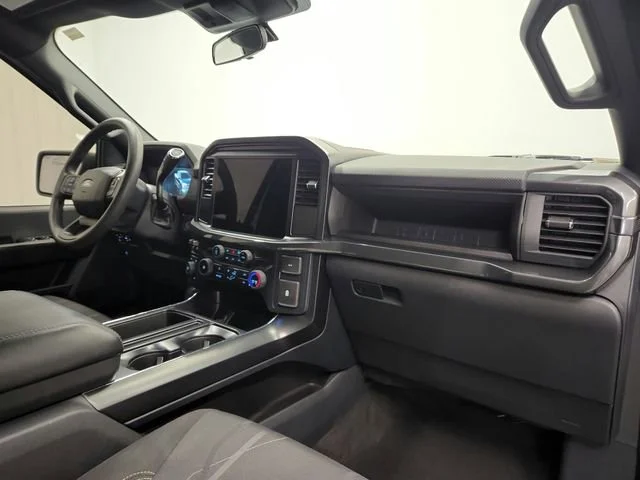 2025 Ford F-150 STX - Photo 31