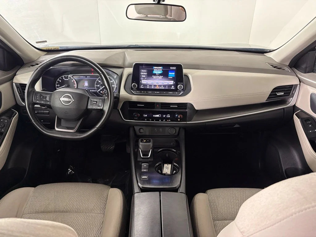 Used 2025 Black Nissan SV image 75