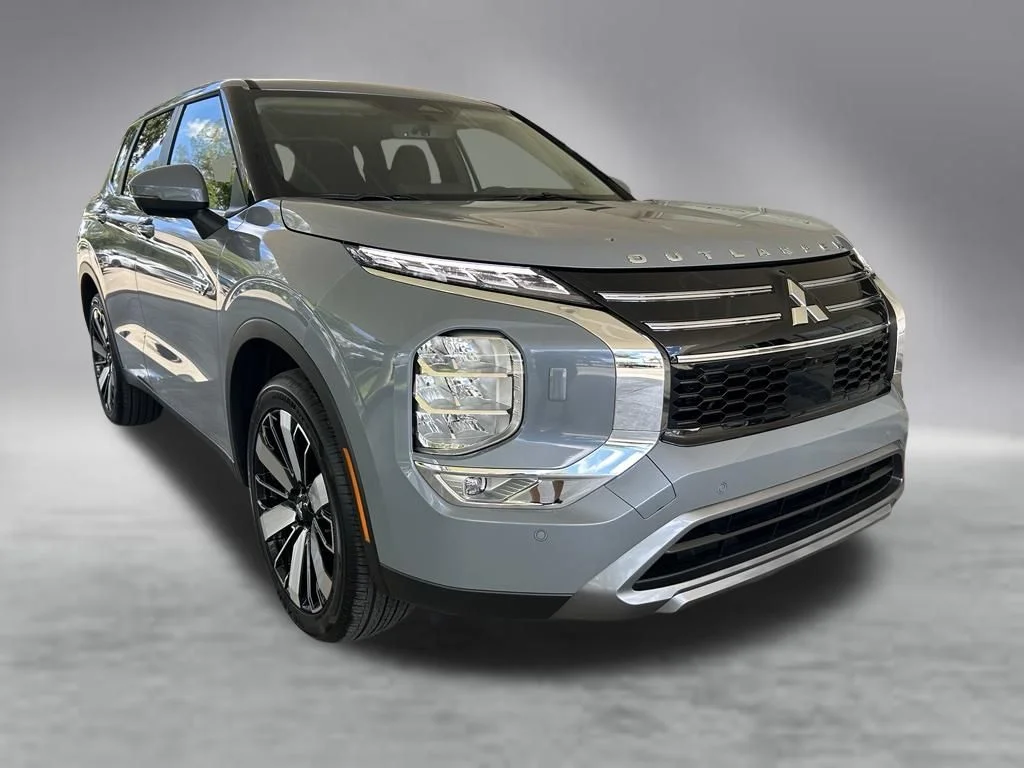 New 2026 Gray Mitsubishi SE S-AWC image 2