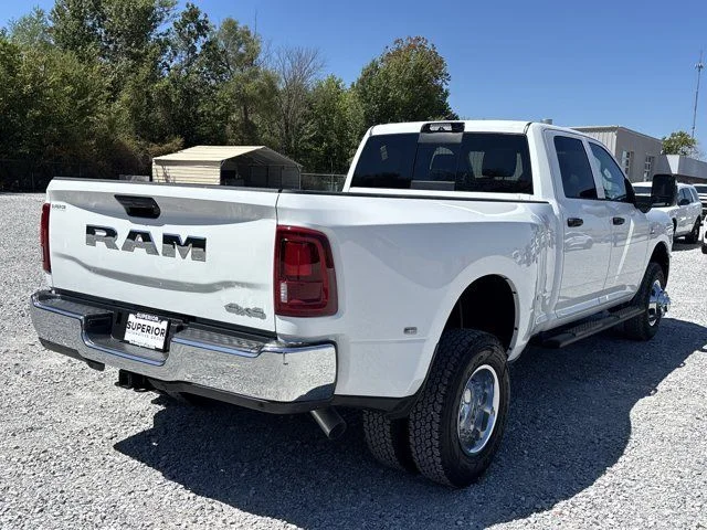 New 2026 Bright White Clear-Coat Exterior Paint RAM Tradesman image 3