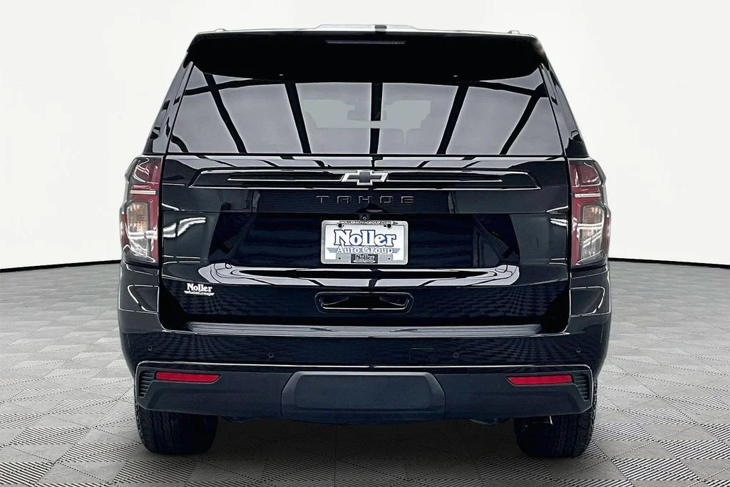 Certified Used 2024 Black Chevrolet Z71 image 4