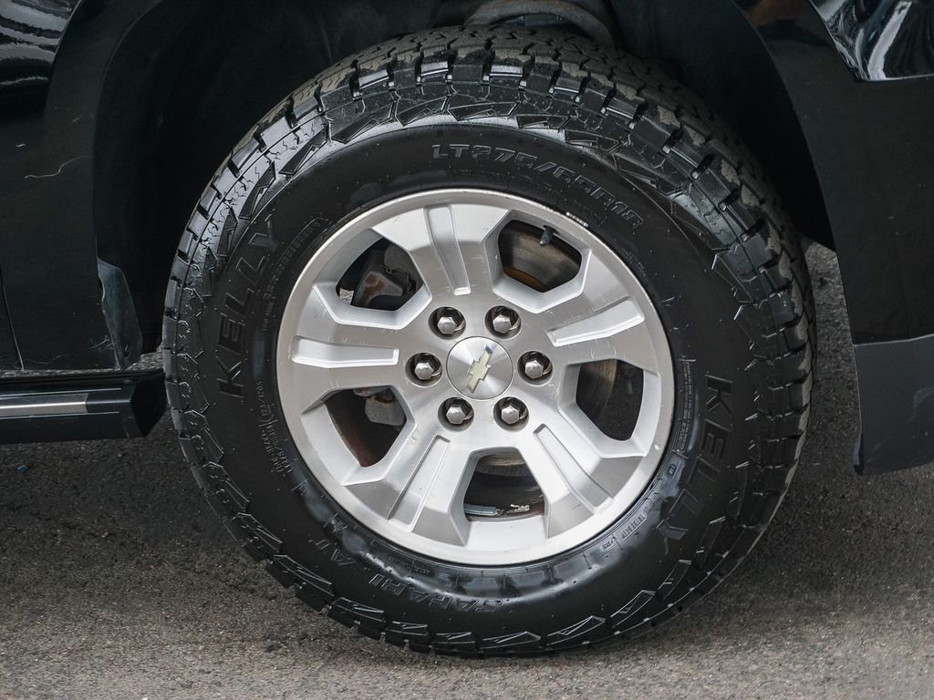 Used 2018 Black Chevrolet Premier image 10