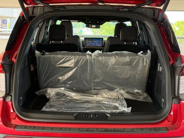 New 2026 Rapid Red Metallic Tinted Clearcoat Ford Platinum image 16