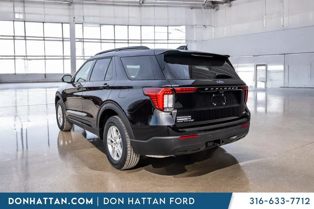 New 2026 Agate Black Metallic Ford Active image 27
