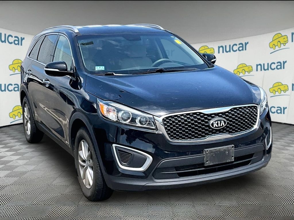 Used 2018 Black Kia LX image 1