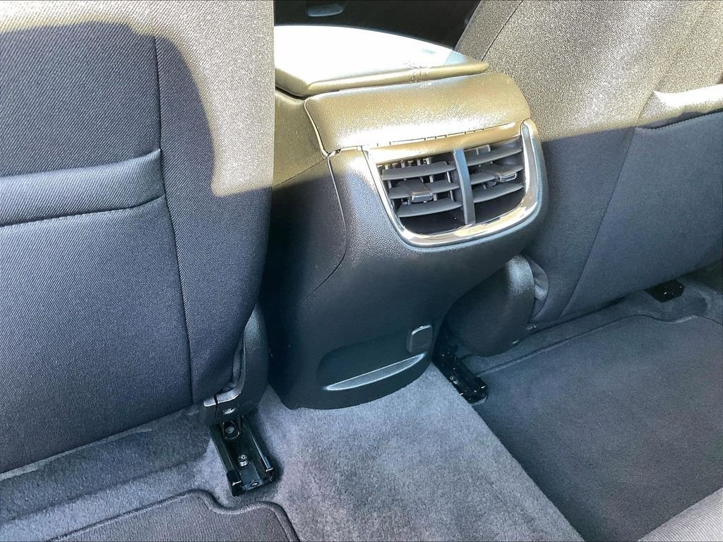 Used 2022 Gray Chevrolet LT image 26