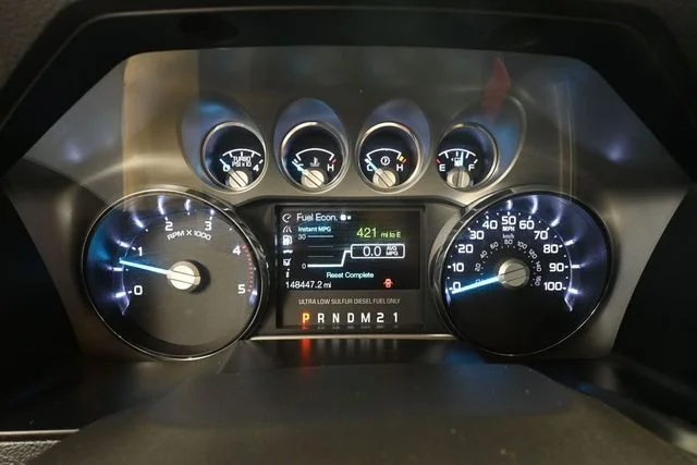 2014 Ford F-250 Super Duty Platinum - Photo 32