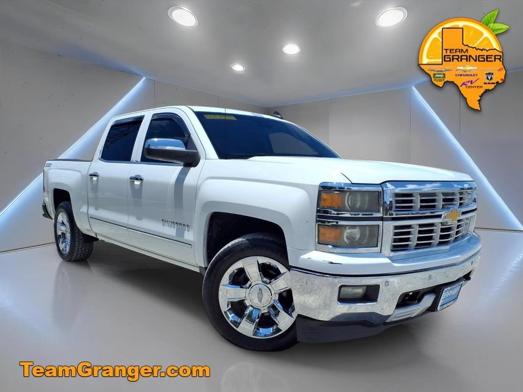 Used 2015 SUMMIT WHITE Chevrolet LTZ image 1