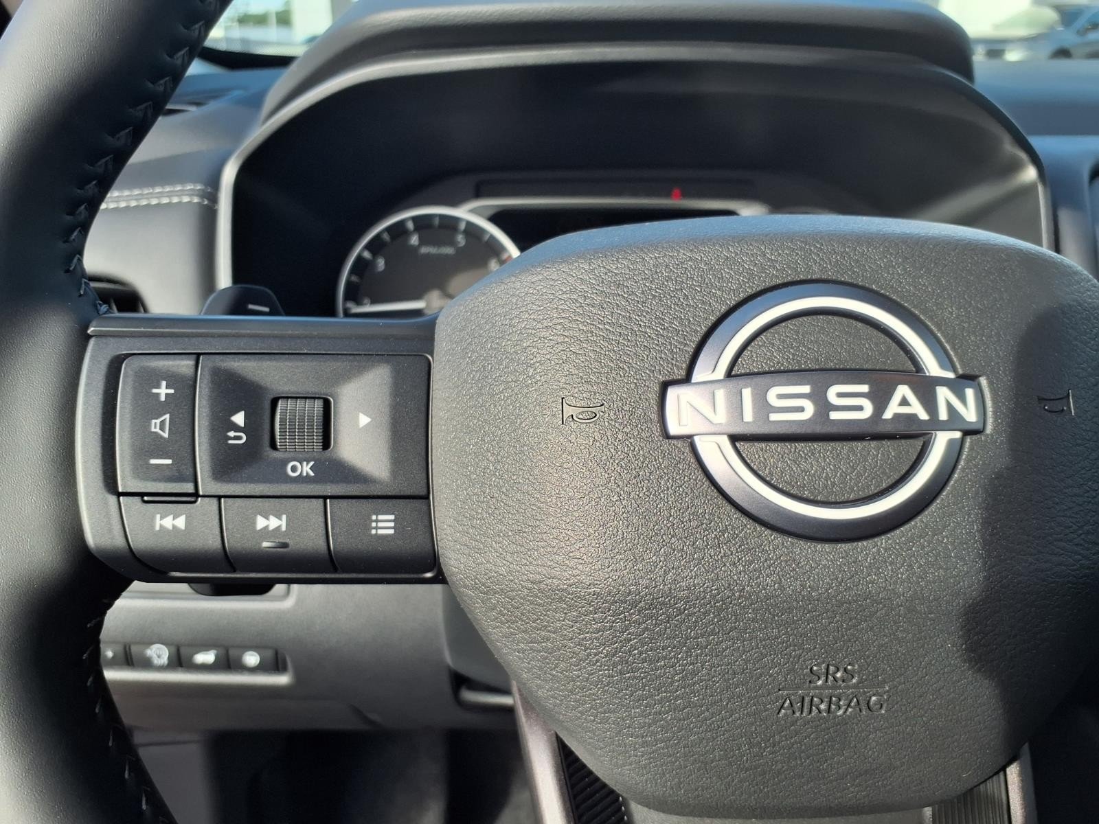 2026 Nissan Rogue photo 14 of 23