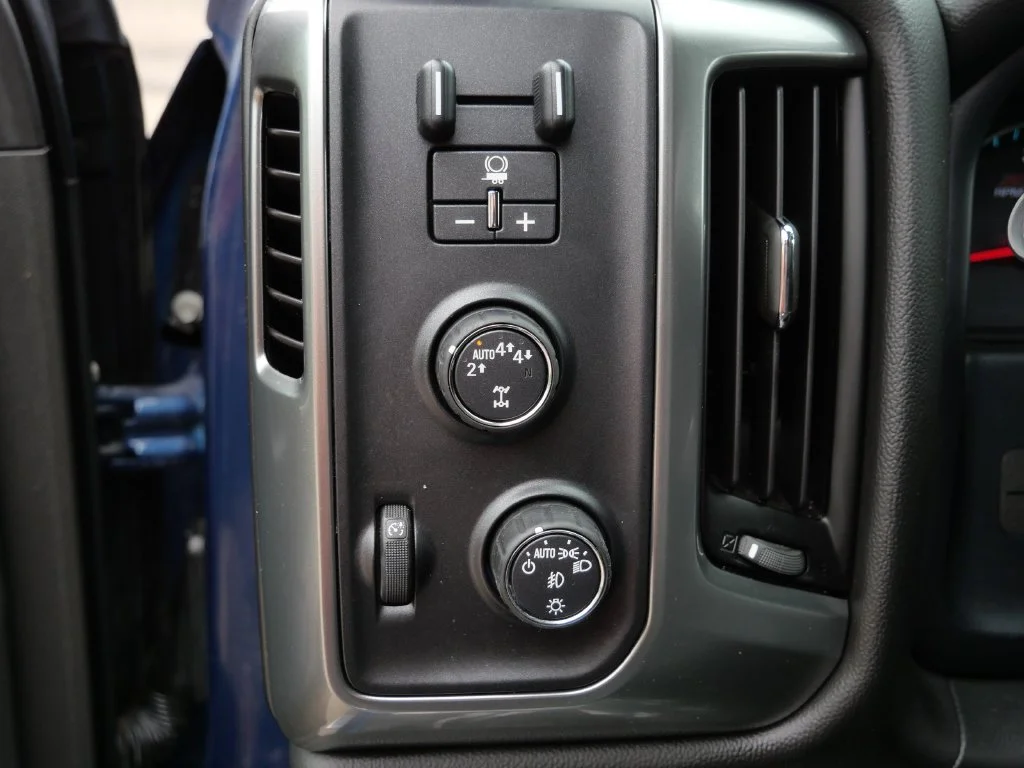 Certified Used 2017 Blue Chevrolet LT image 23