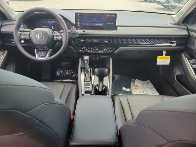 New 2026 Platinum White Pearl Honda Touring image 13