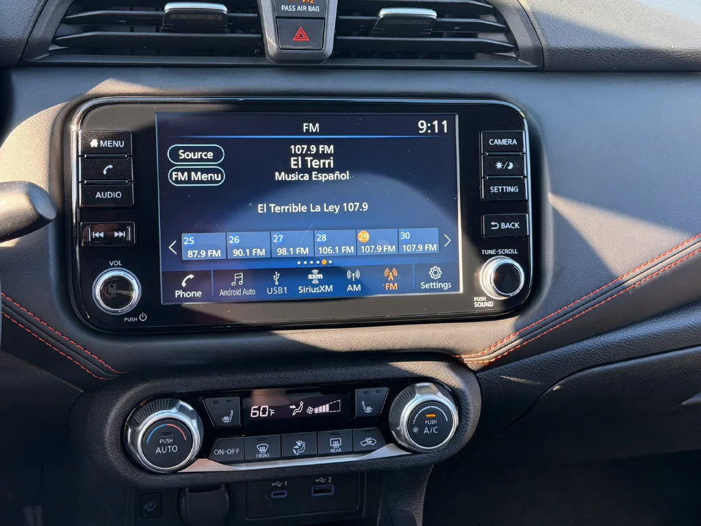 2025 Nissan Versa Sedan SR - Photo 35