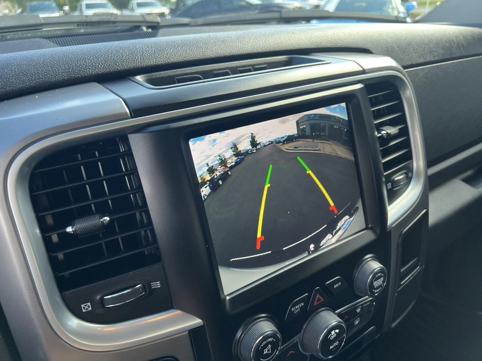 2023 RAM Ram 1500 Classic SLT - Photo 23