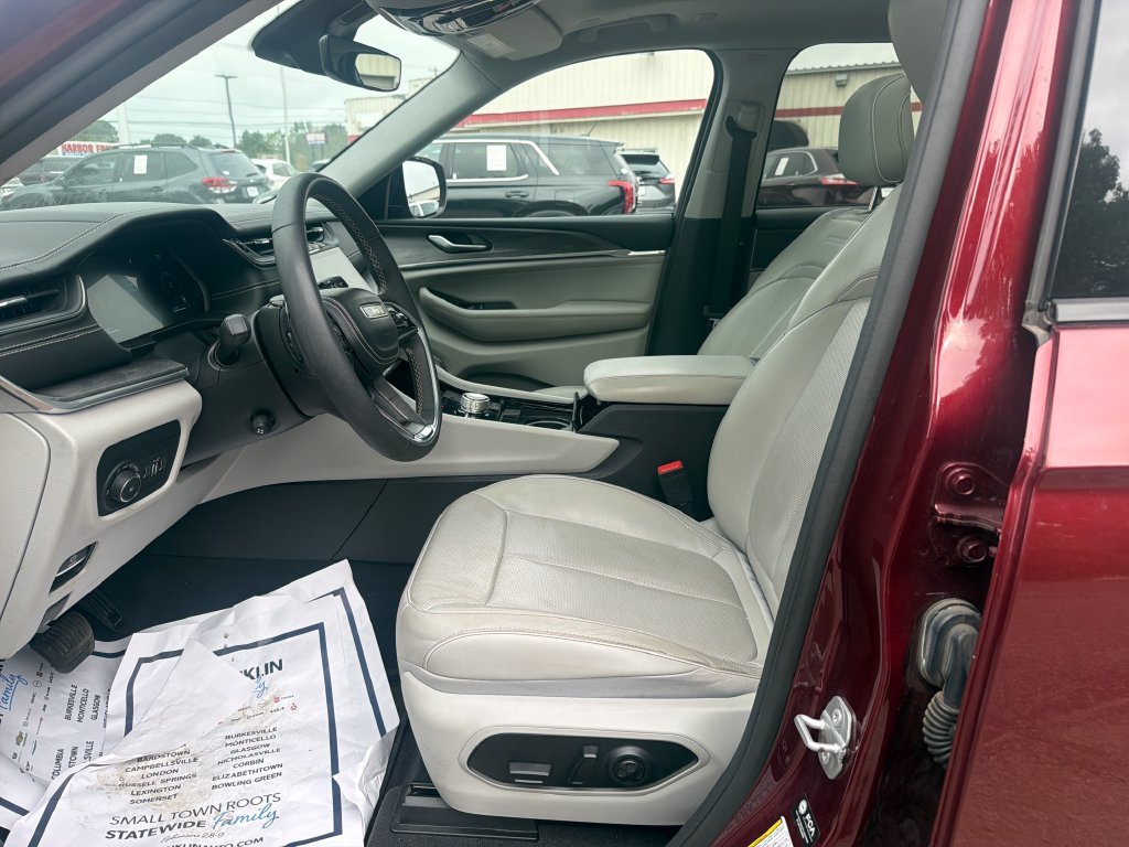 Used 2023 Red Jeep Overland image 14