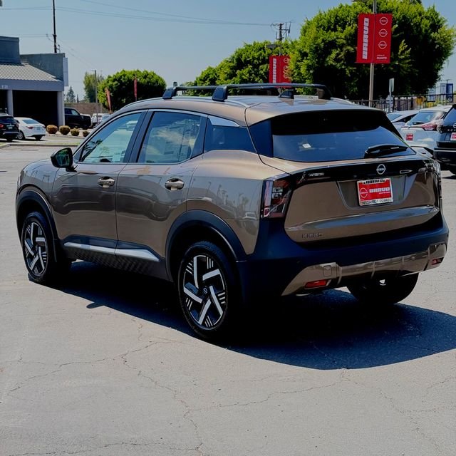 New 2026 Canyon Bronze Metallic Nissan SV image 5
