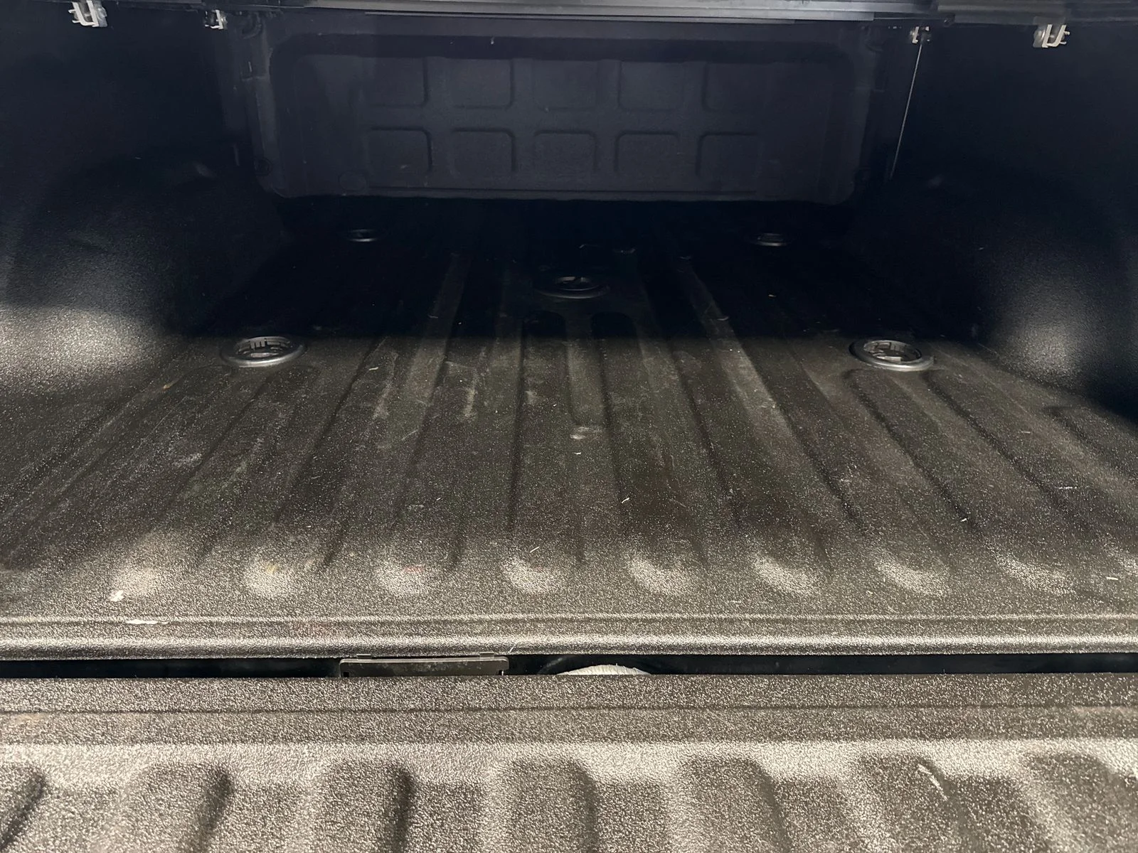 Used 2015 Black Ram Laramie Longhorn image 29