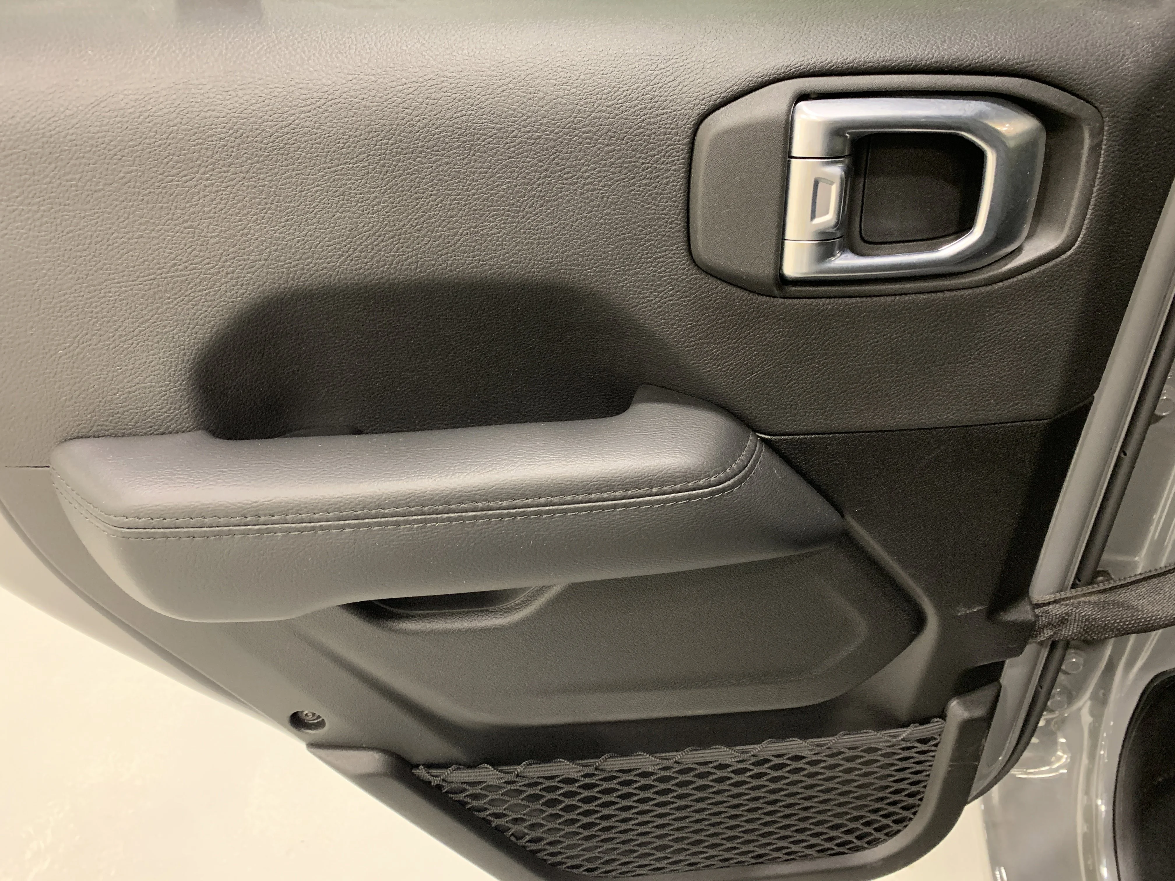Certified Used 2023 Black Jeep Sahara Altitude * Leather * image 9