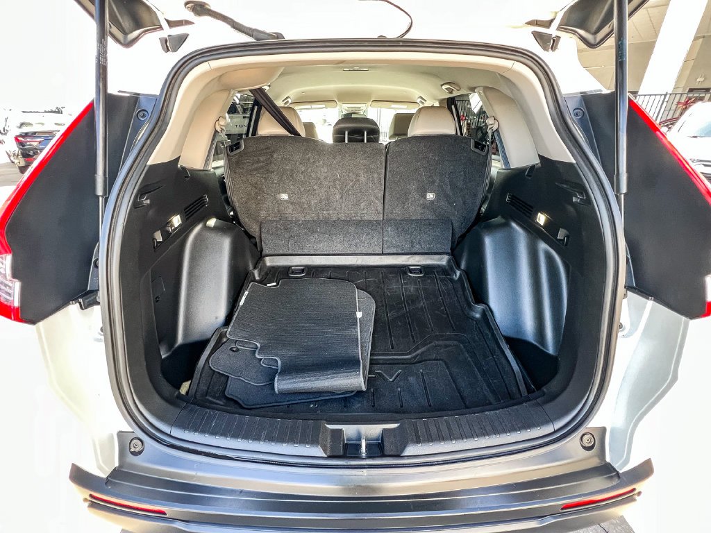 Used 2023 White Honda LX image 26