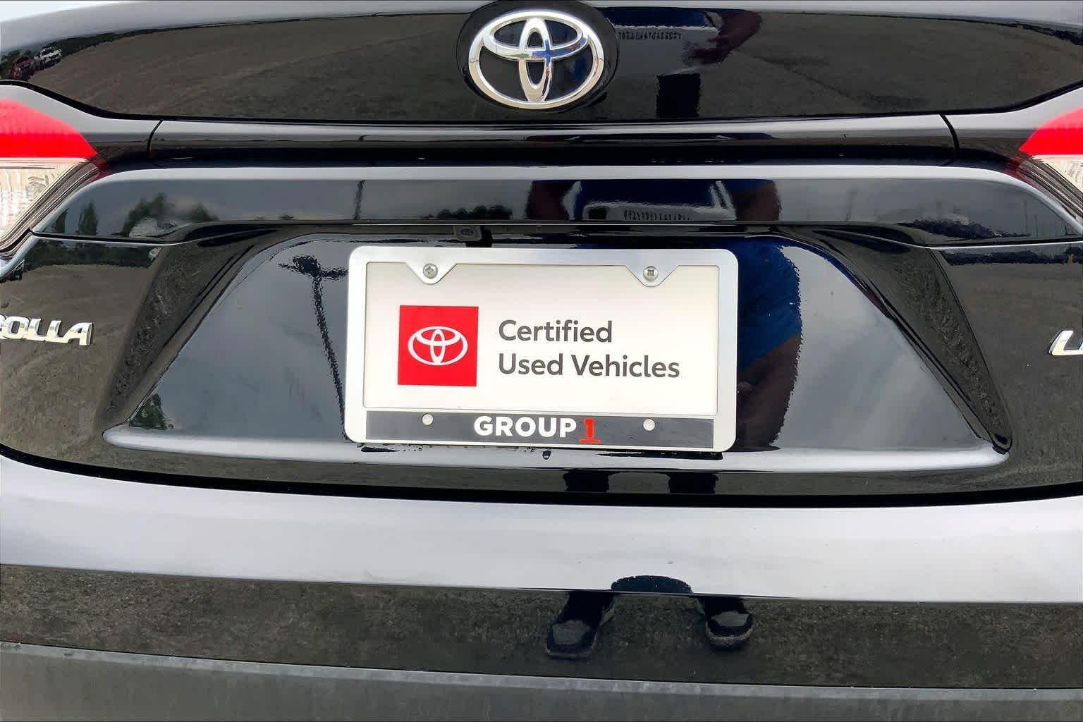 Used 2026 Midnight Black Metallic Toyota LE image 10