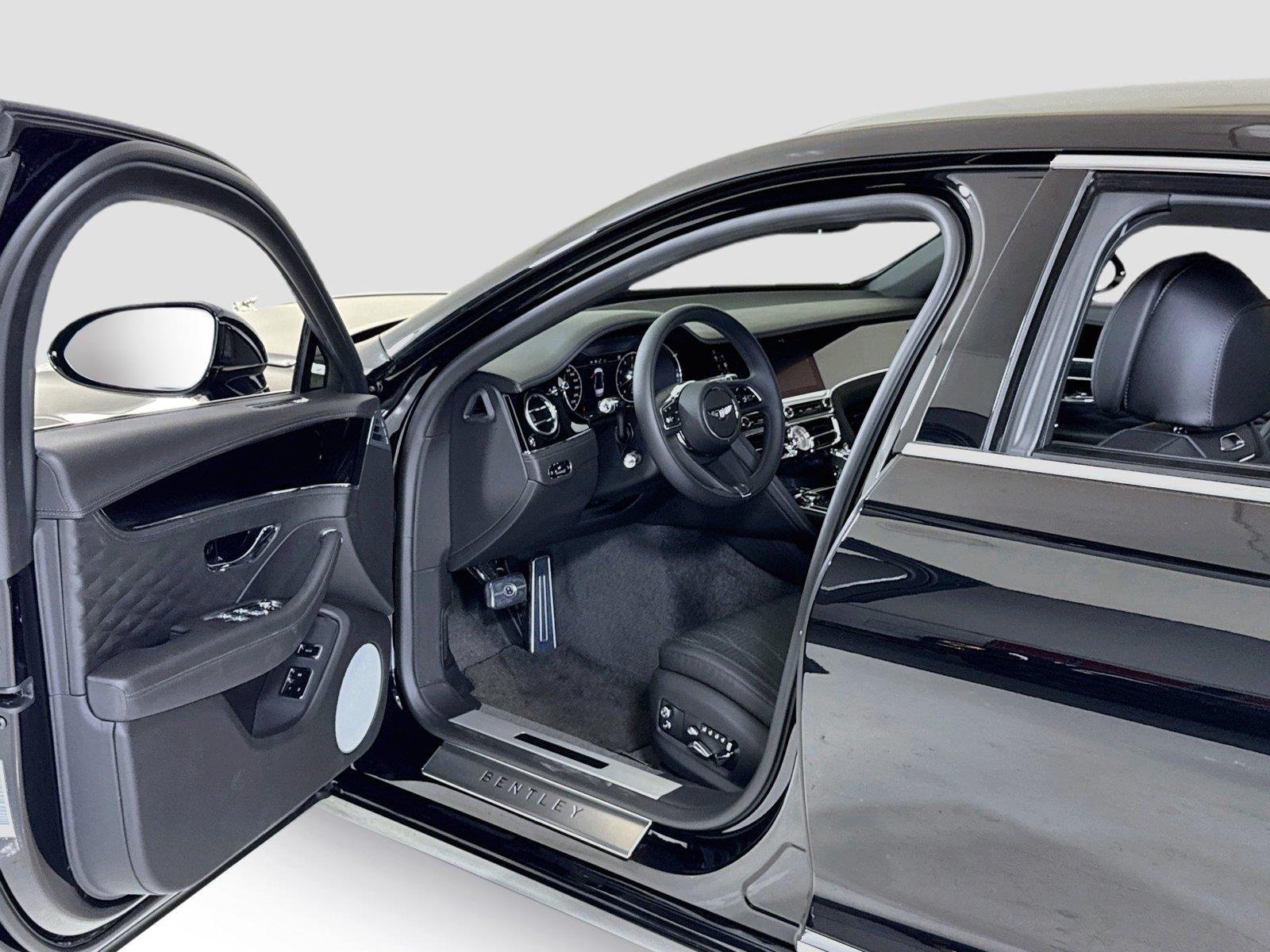 Used 2022 Beluga Bentley V8 | Mulliner Interior | Chrome 23