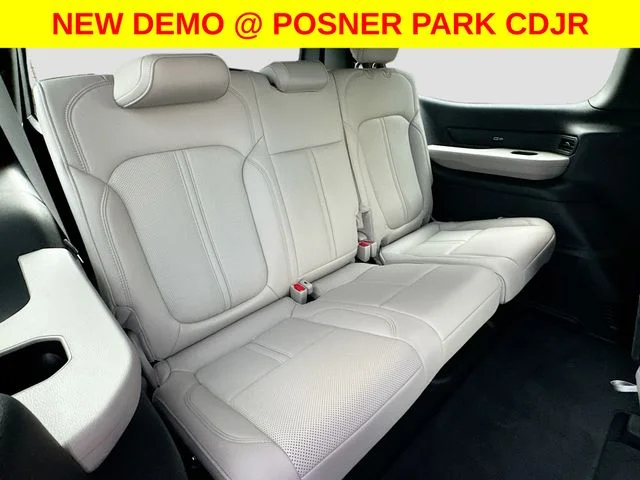 New 2026 Velvet Red Pearl-Coat Exterior Paint Jeep Grand Wagoneer image 28