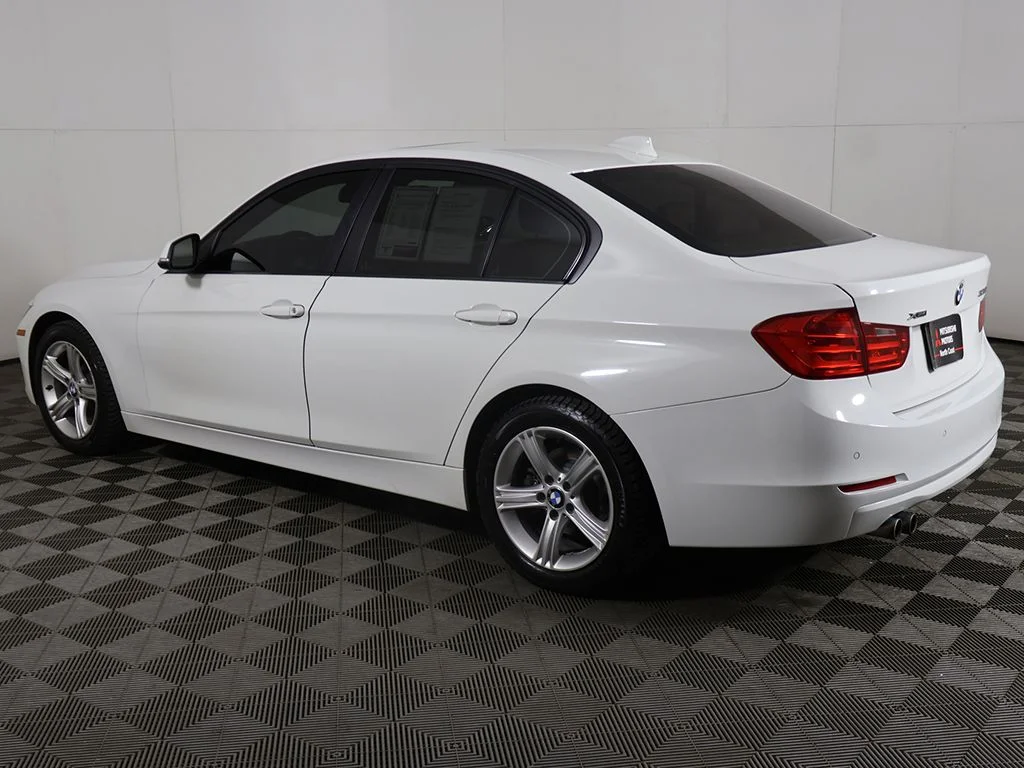Used 2015 White BMW 328i xDrive image 14