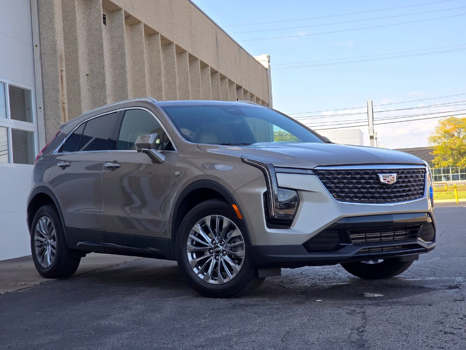 2024 Cadillac XT4 Premium Luxury
