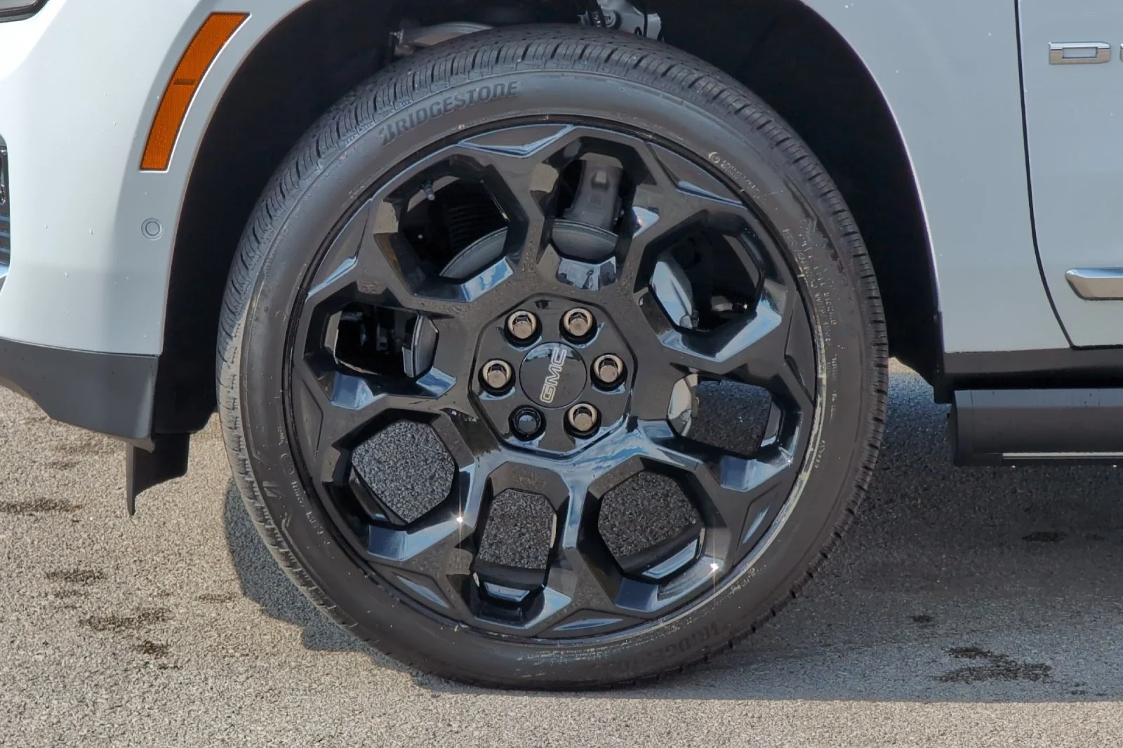 New 2026 Glacier White Tricoat GMC Denali image 29